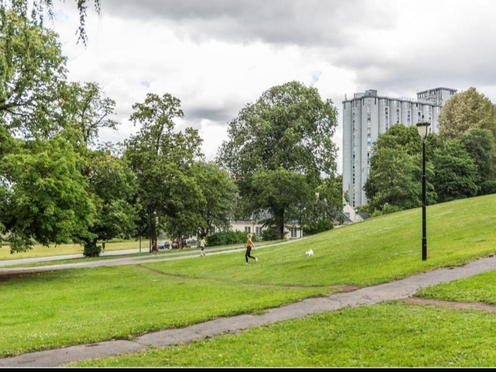 Modern Central Apartment Next To Beautiful Nature2424 Oslo Exterior foto